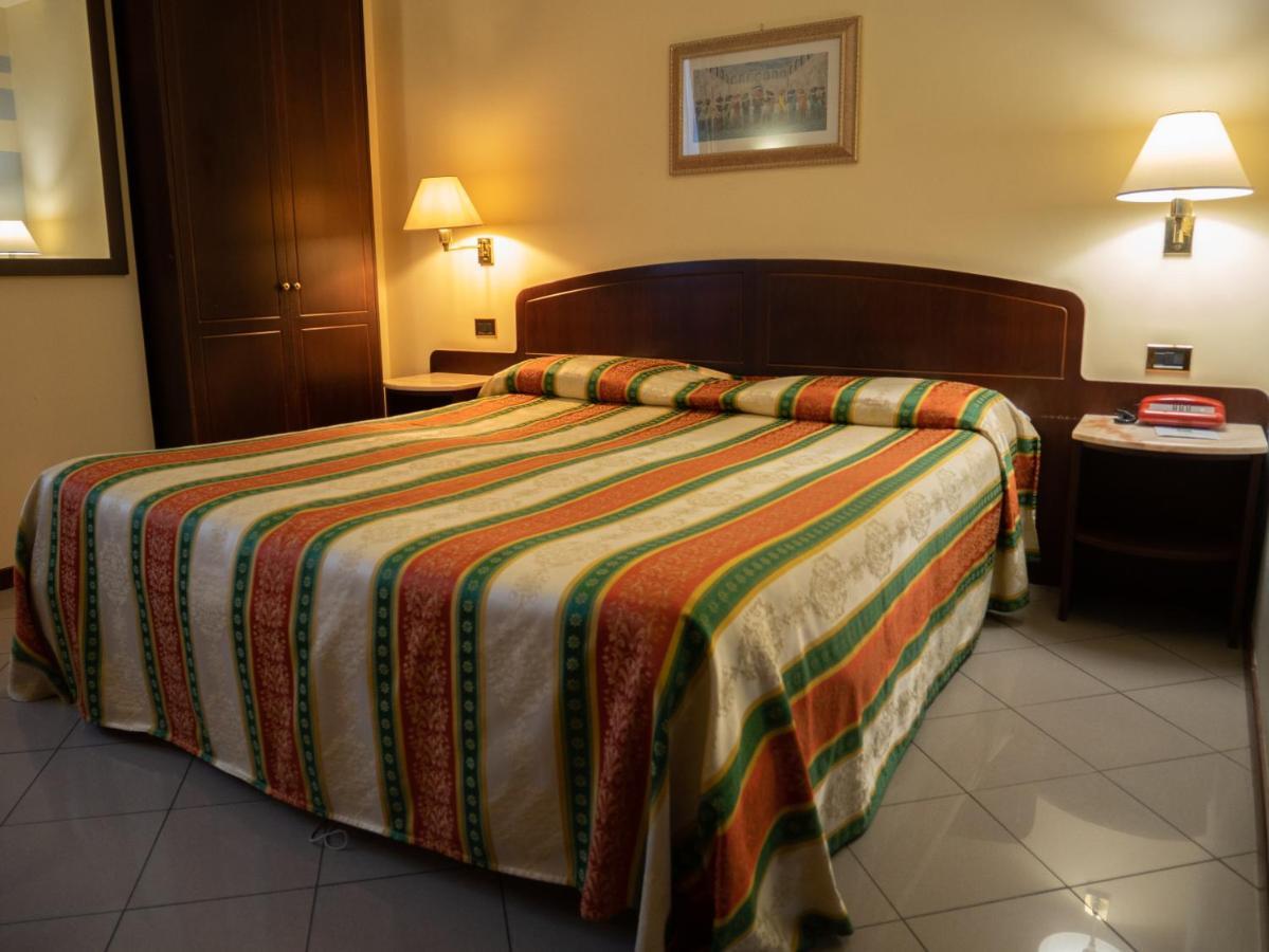 Dipendenza Hotel Londra Alexandrie Extérieur photo